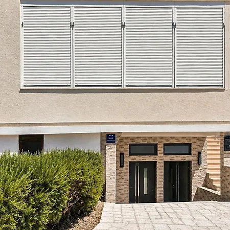Coralmimice Apartmán
